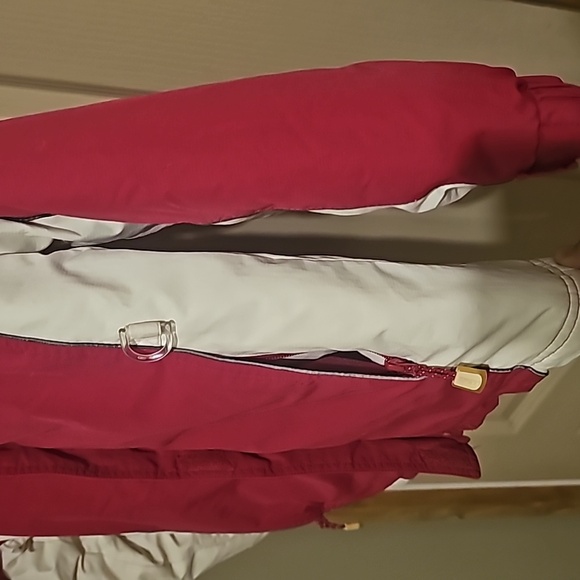 L.L. Bean girls 14/16 winter jacket with hood - Picture 4 of 7